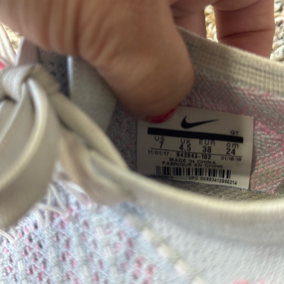 Nike Women's Gray and Pink Flyknit Vapormax Sneakers - Picture 7 of 8